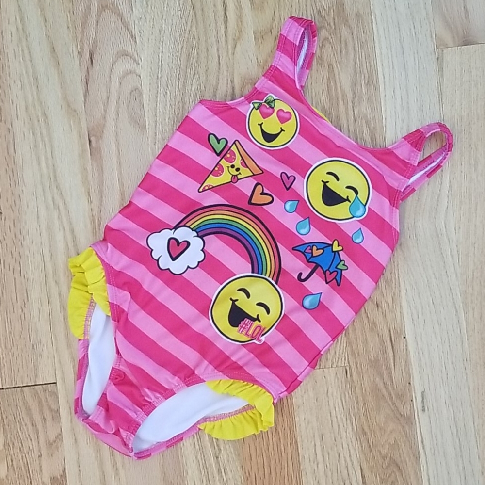 Girls swimsuit